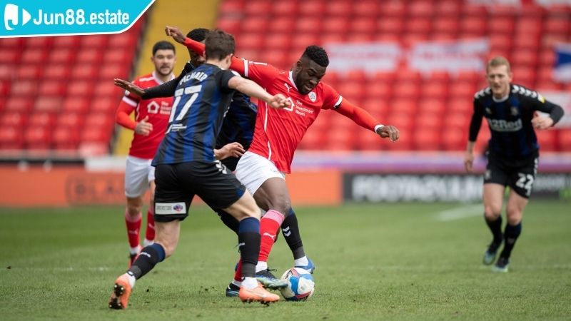 Cách đánh tài xỉu hiệp 1 phân tích sức mạnh tấn công của hai đội